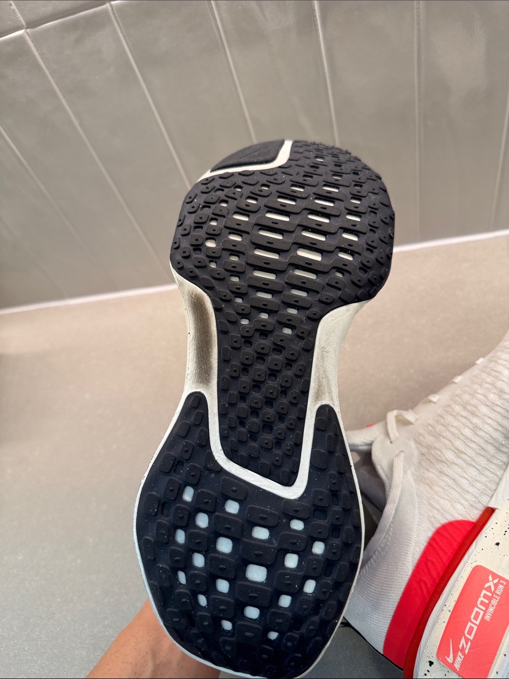 Nike Men’s ZoomX invincible run FK 3 - Picture 14 of 16